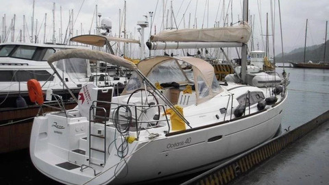 Oceanis 40