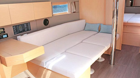 Beneteau Oceanis 38.1