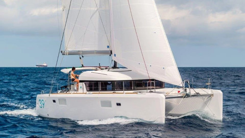 Lagoon 39