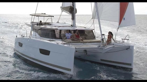 Fountaine Pajot Lucia 40