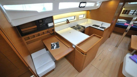 Jeanneau Sun Odyssey 440