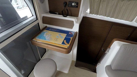 Lagoon 380