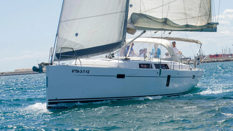Hanse 445