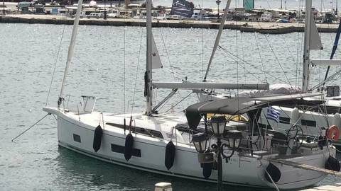 Beneteau Oceanis 46.1