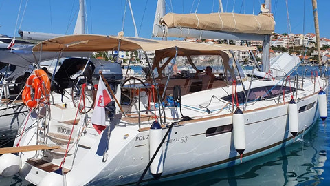 Jeanneau 53