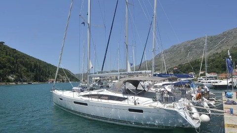 Jeanneau 53
