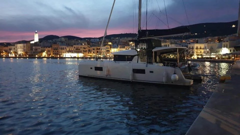 Lagoon 42