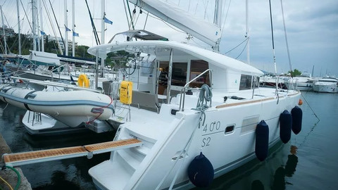 Lagoon 400 S2