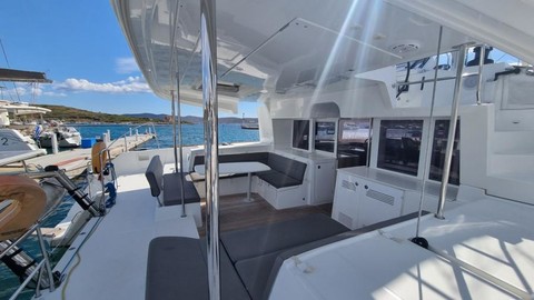 Lagoon 450 F