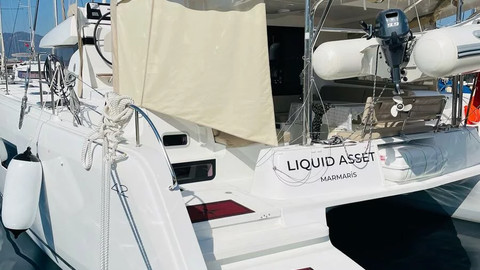 Lagoon 42