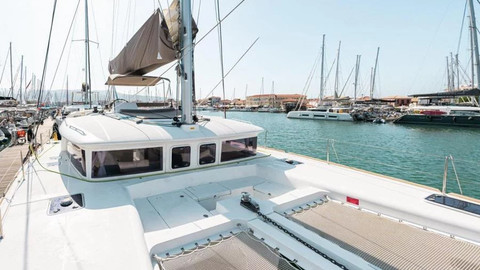 Lagoon 450 F