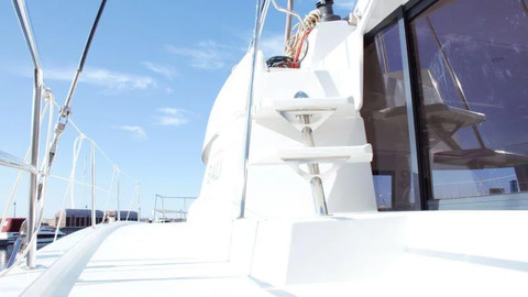 Lagoon 42