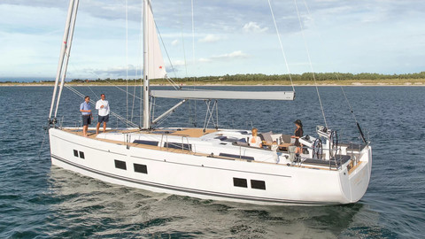 Hanse 548