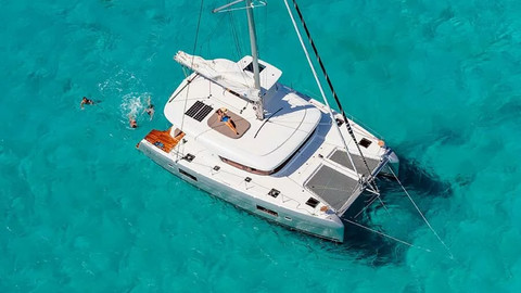 Lagoon 42