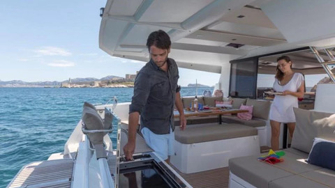 Fountaine Pajot Astréa 42
