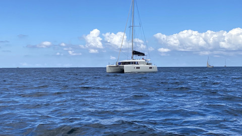 Lagoon 42