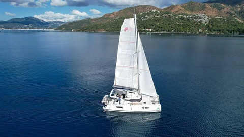 Fountaine Pajot Astrea 42