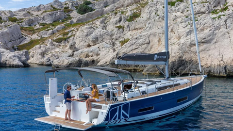 hot seat and giant (1 and 3 person)