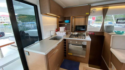 Lagoon 50