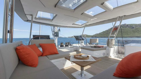 Fountaine Pajot Alegria 67