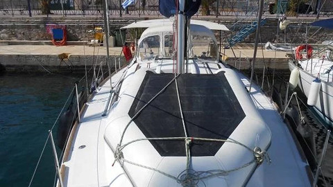 Beneteau Oceanis 37