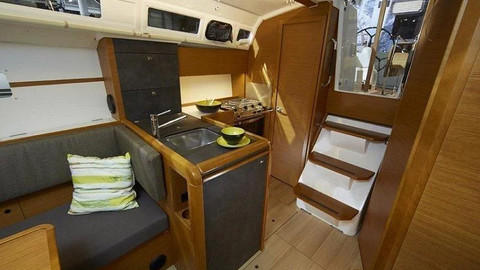 Jeanneau Sun Odyssey 349