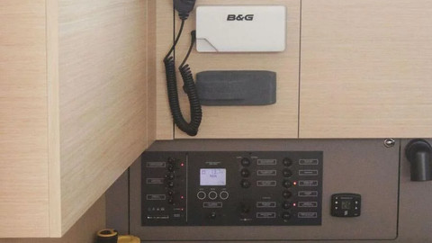 Beneteau Oceanis 38.1