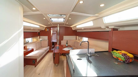 Hanse 418