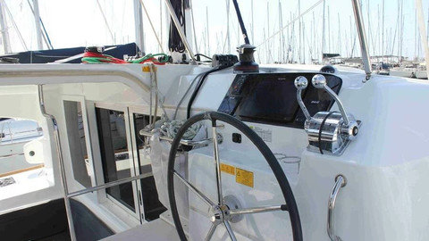 Lagoon 40