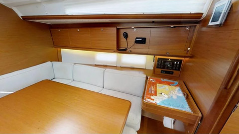 Dufour 390 Grand Large