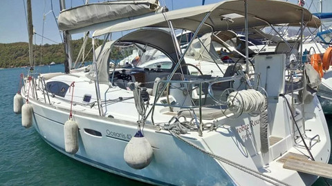 Beneteau 43