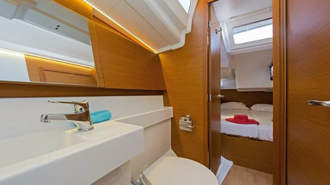 Jeanneau Sun Odyssey 490