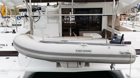 Lagoon 42