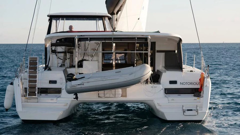 Lagoon 42