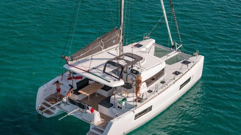 Lagoon 40