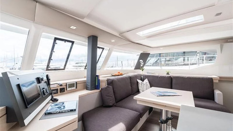 Fountaine Pajot Saona 47
