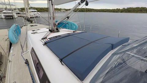 Beneteau Oceanis 60