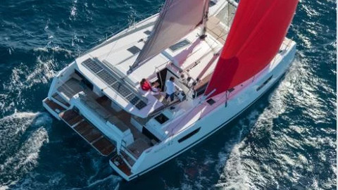 Fountaine Pajot Astrea 42