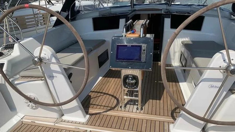 Hanse 388