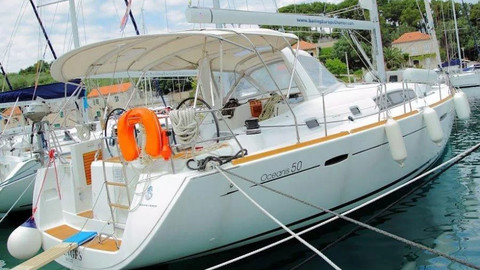 Beneteau Oceanis 50 Family