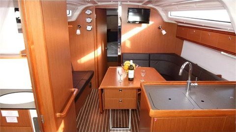 Bavaria 37 Cruiser