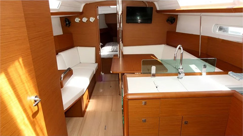 Jeanneau Sun Odyssey 389