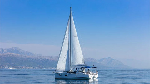 Beneteau Oceanis 38.1