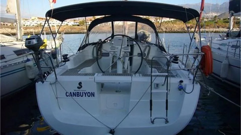 Beneteau Oceanis 37