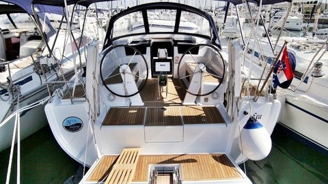 Hanse 418