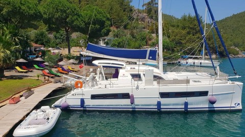 Catana 47