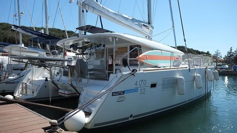 Lagoon 400 S2