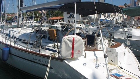 Bavaria 44