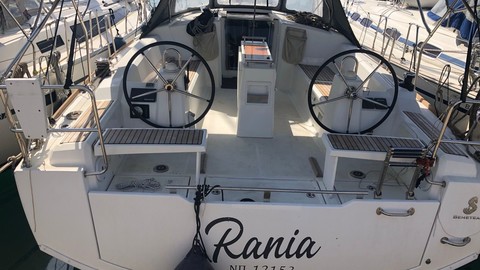 Beneteau Oceanis 38