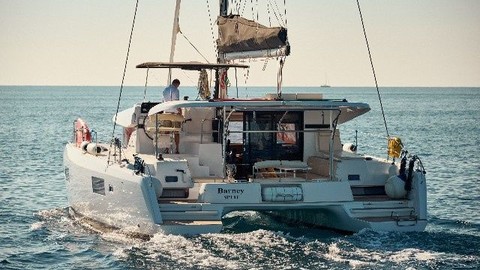 Lagoon 42